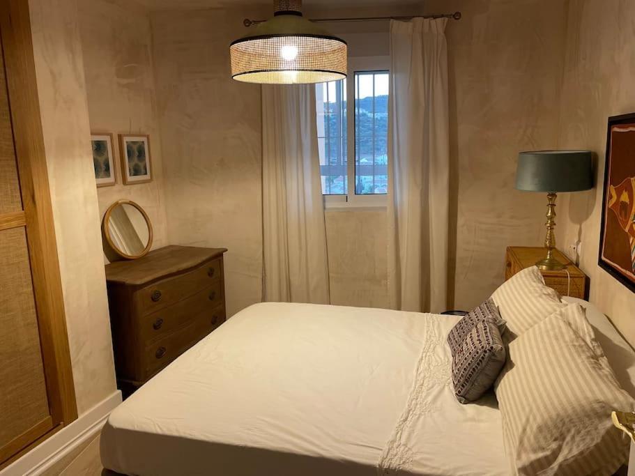 Maravilloso Apartamento En Primera Linea De Playa. Торегуадиаро Екстериор снимка