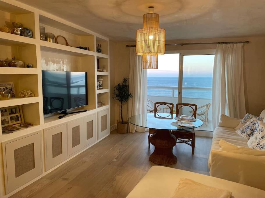 Maravilloso Apartamento En Primera Linea De Playa. Торегуадиаро Екстериор снимка
