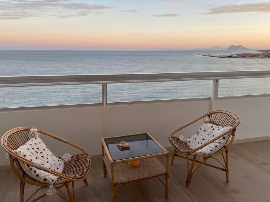 Maravilloso Apartamento En Primera Linea De Playa. Торегуадиаро Екстериор снимка