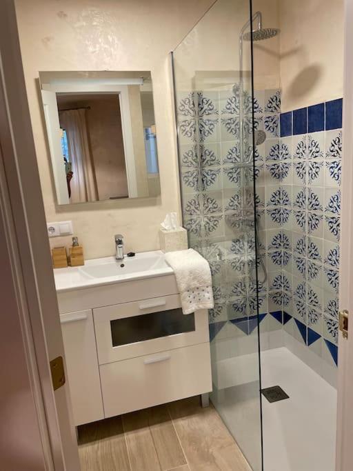 Maravilloso Apartamento En Primera Linea De Playa. Торегуадиаро Екстериор снимка